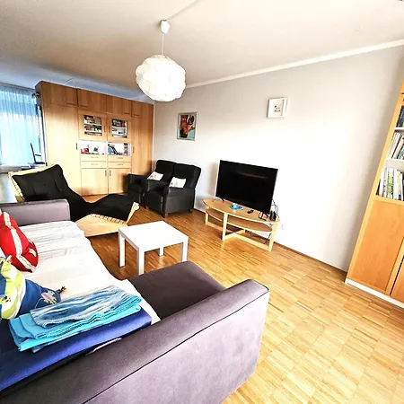 Welcome At Elvira's Haus Im Linzer Sueden Mit Garten Und Kinderspielplatz * 林茨