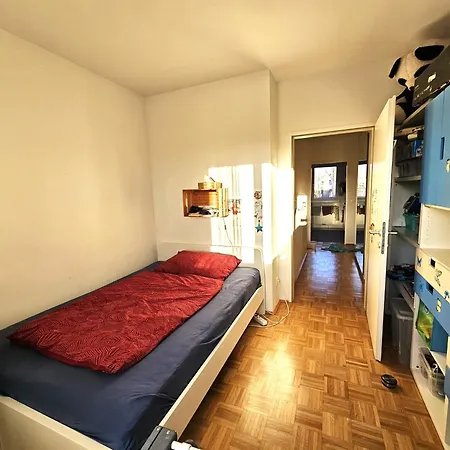 Welcome At Elvira's Haus Im Linzer Sueden Mit Garten Und Kinderspielplatz * 林茨