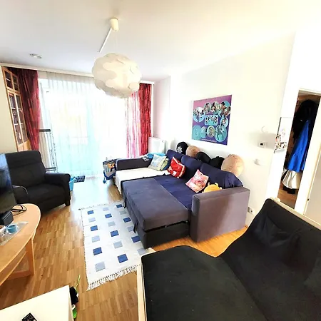 Welcome At Elvira's Haus Im Linzer Sueden Mit Garten Und Kinderspielplatz * 林茨